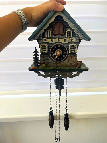 Chalet cuckoo clock - chalet, by